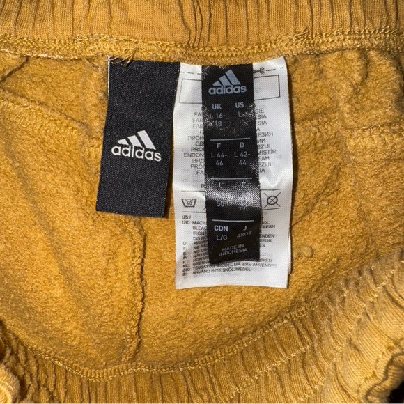 Adidas Sweat Pants Joggers Size L Logo On Front Leg Three Stripe Life Yellow - Picture 4 of 5